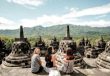 Berwisata di Candi Borobudur, salah sata bangunan keajaiaban dunia (foto: Kemenparekraf)