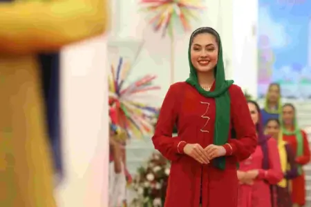 Pemprov DKI Jakarta bersama Perhimpunan Kebayaku menggelar pentas budaya “Seribu Wajah Kebaya Betawi” untuk memperkuat identitas budaya Jakarta.